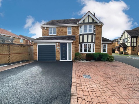 View Full Details for Worsh Close, Whetstone, Leicester