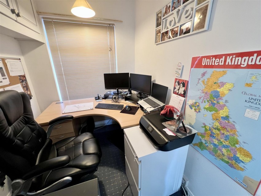 Images for St. Annes Drive, Leicester