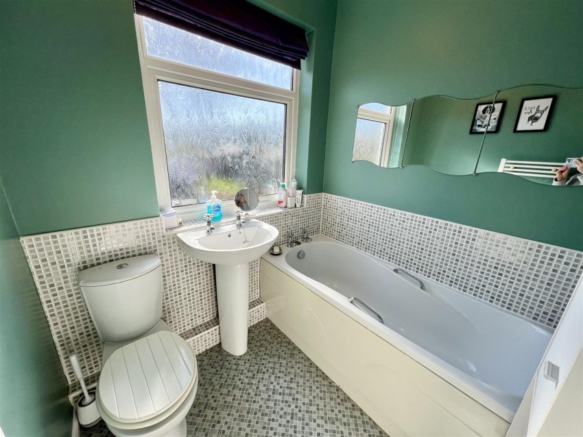 Images for St. Annes Drive, Leicester