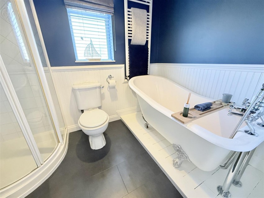 Images for Chestnut Close, Broughton Astley, Leicester