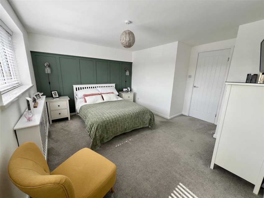 Images for Aquitaine Close, Enderby