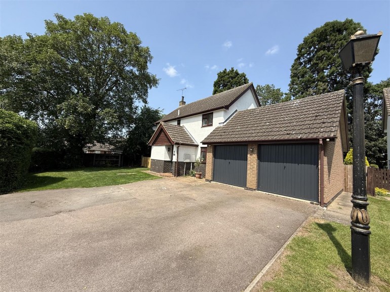 Treetops, The Dicken, Whetstone
