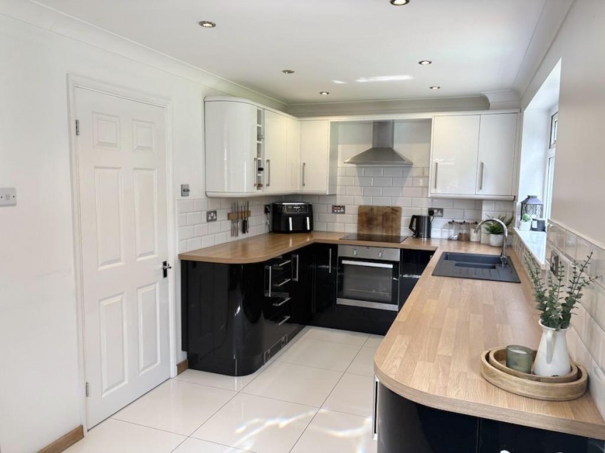 Images for Treetops, The Dicken, Whetstone