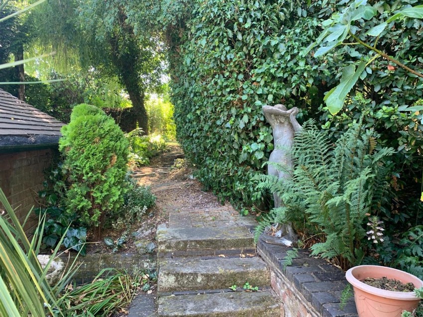 Images for Victoria Cottage, Park Street, Market Bosworth