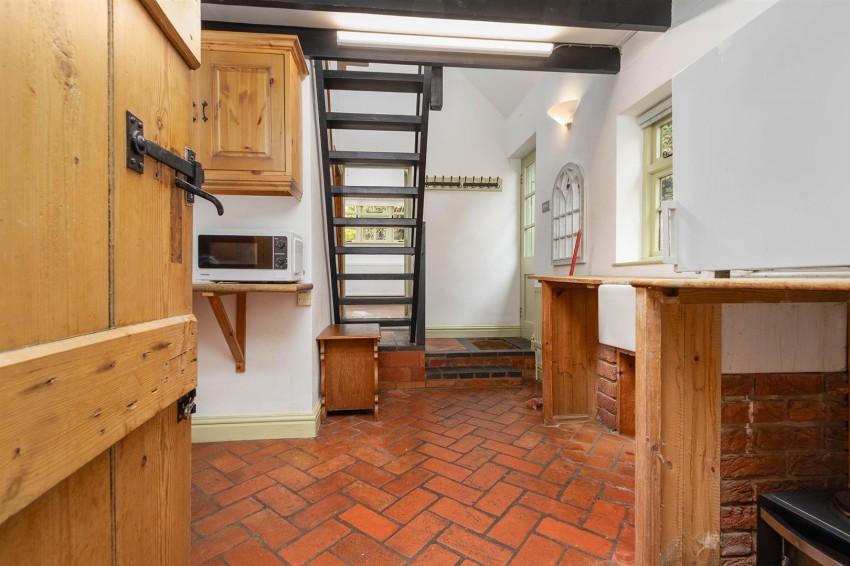 Images for Victoria Cottage, Park Street, Market Bosworth