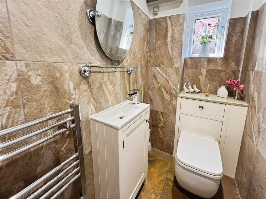 Images for Alice Gardens, Whetstone, Leicester