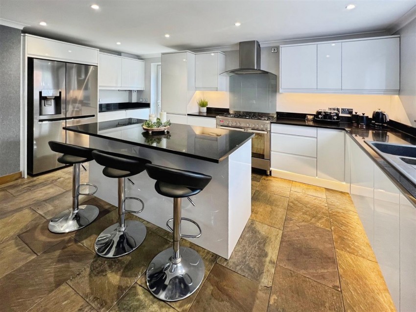 Images for Alice Gardens, Whetstone, Leicester