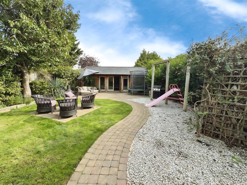 Images for Poplar Avenue, Countesthorpe, Leicester