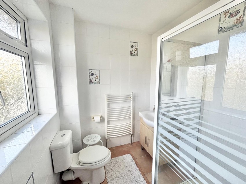 Images for Thurlaston Lane, Croft, Leicester