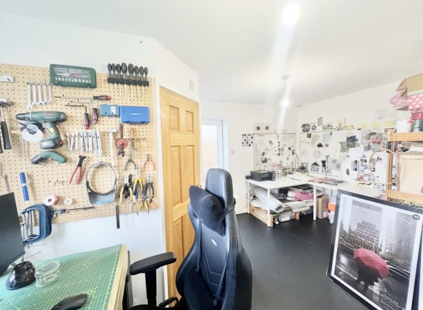 Images for Spinney Avenue, Countesthorpe, Leicester