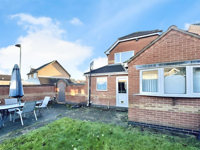 Images for Pintail Close, Whetstone, Leicester