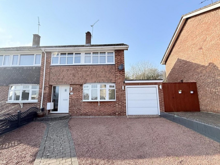 Images for Greenfields, Whetstone, Leicester