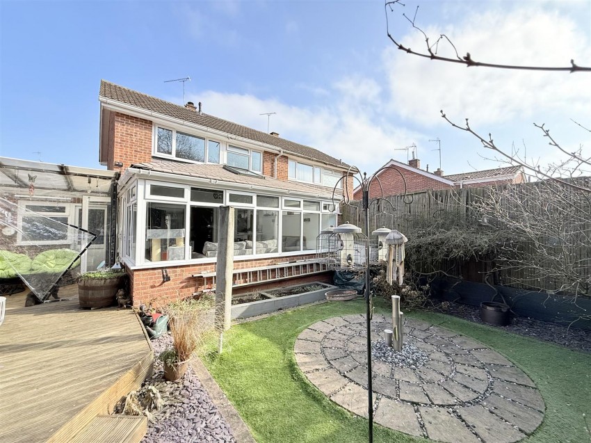 Images for Greenfields, Whetstone, Leicester