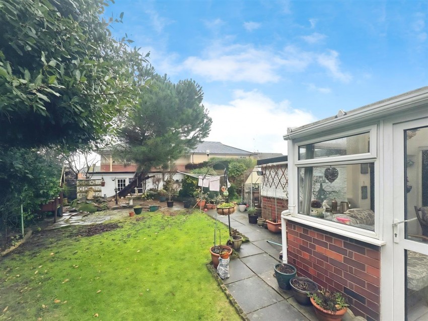 Images for Hall Lane, Leicester