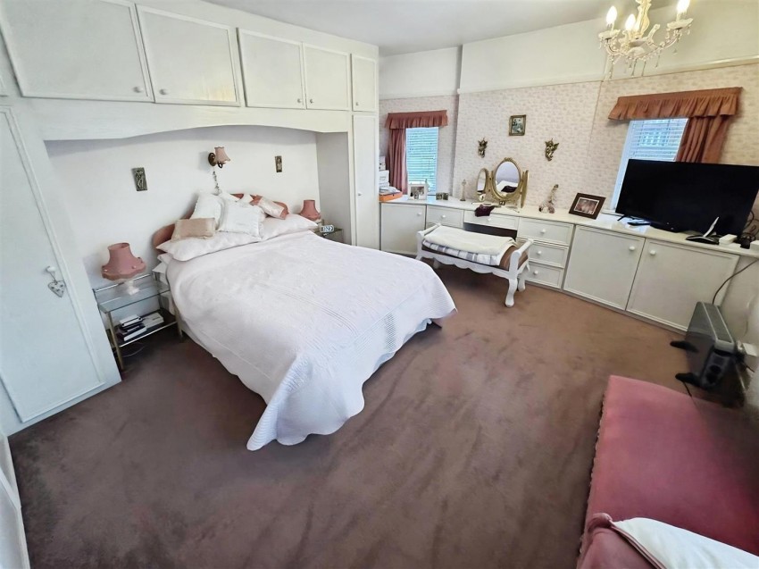 Images for Hall Lane, Leicester