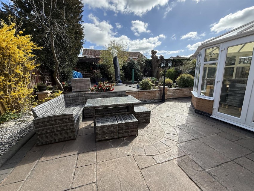 Images for Burnham Drive, Whetstone, Leicester