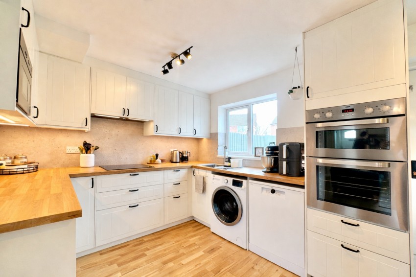 Images for May Close, Leicester