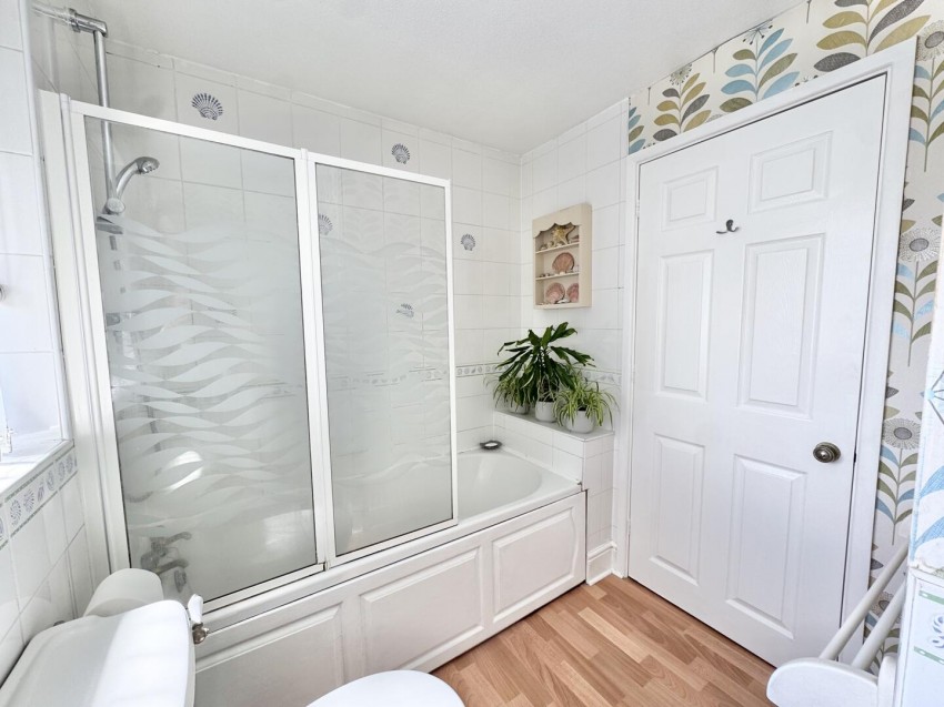 Images for Cambridge Road, Whetstone, Leicester