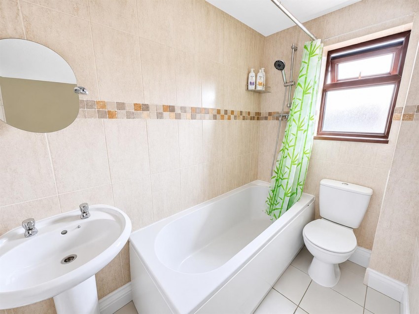 Images for Hewes Close, Glen Parva, Leicester